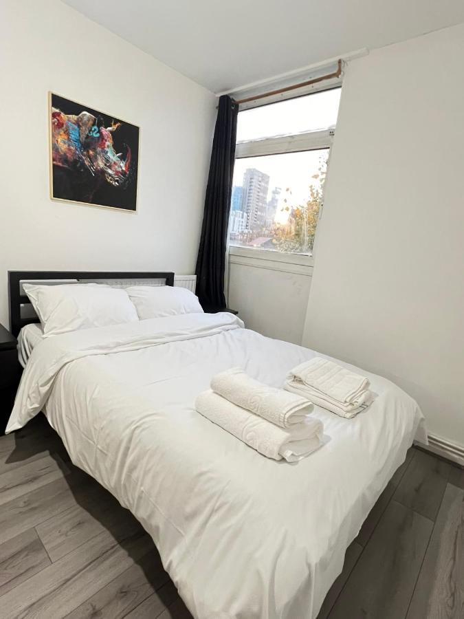 Entire 3 Bedroom Luxury Apartment In London With Private Balcony Exterior foto